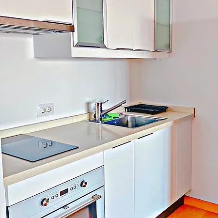 Amplio Estudio En Martianez Puerto de la Cruz (Tenerife)